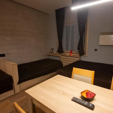 Ht Lägenhet Kopaonik